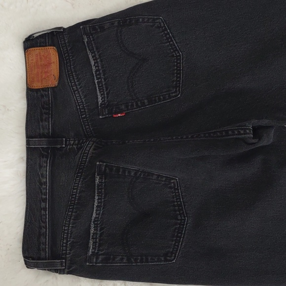 LEVI'S PREMIUM 501 JEANS. - Picture 13 of 17